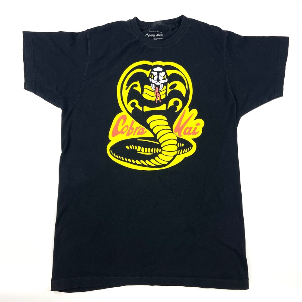 Men’s Black Cobra Kai T Shirt Size Medium (38/40)